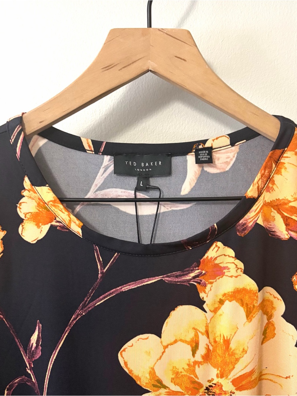Ted Baker Tarissa Tee Floral Jersey Knit Top Black Gold - Picture 3 of 10